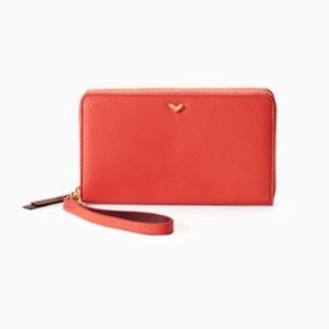 Stella & Dot Tiburon Tech Wristlet